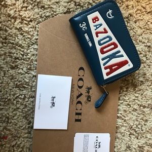 Coach bazooka wallet